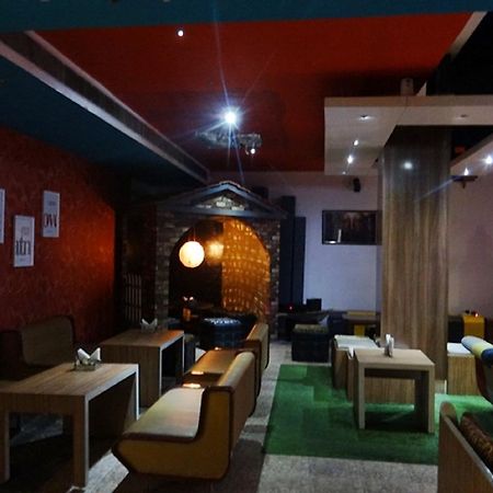 Hotel Rajdhani Regency Guwahati Zewnętrze zdjęcie