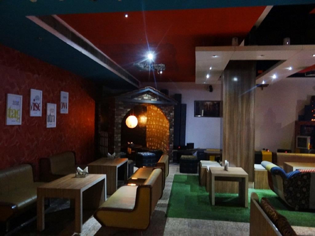 Hotel Rajdhani Regency Guwahati Zewnętrze zdjęcie